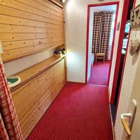 En Plein Coeur De La Station Pour 4 Personnes Avec Balcon, Casier A Skis Et Baignoire - Fr-1-265-209 *