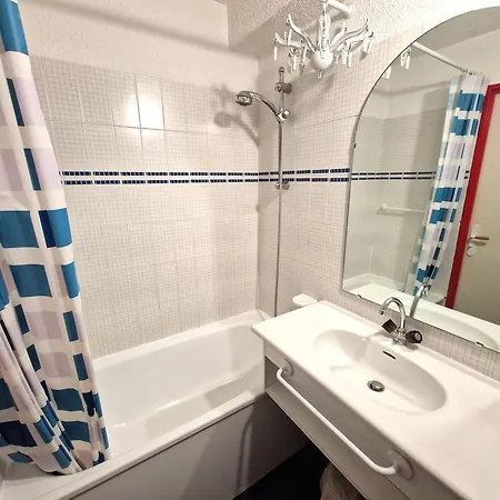 Apartment En Plein Coeur De La Station Pour 4 Personnes Avec Balcon, Casier A Skis Et Baignoire - Fr-1-265-209